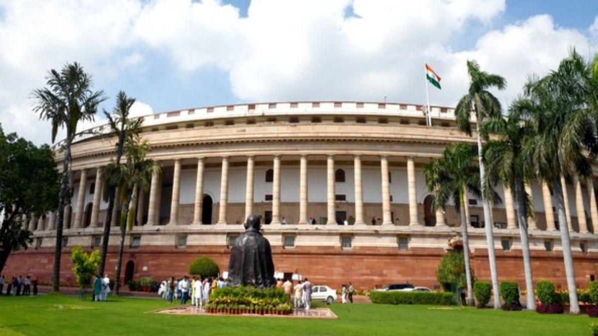 data-protection-bill-2023-entities-can-be-fined-upto-rs-250-crore-for-violating-online-information-of-citizens